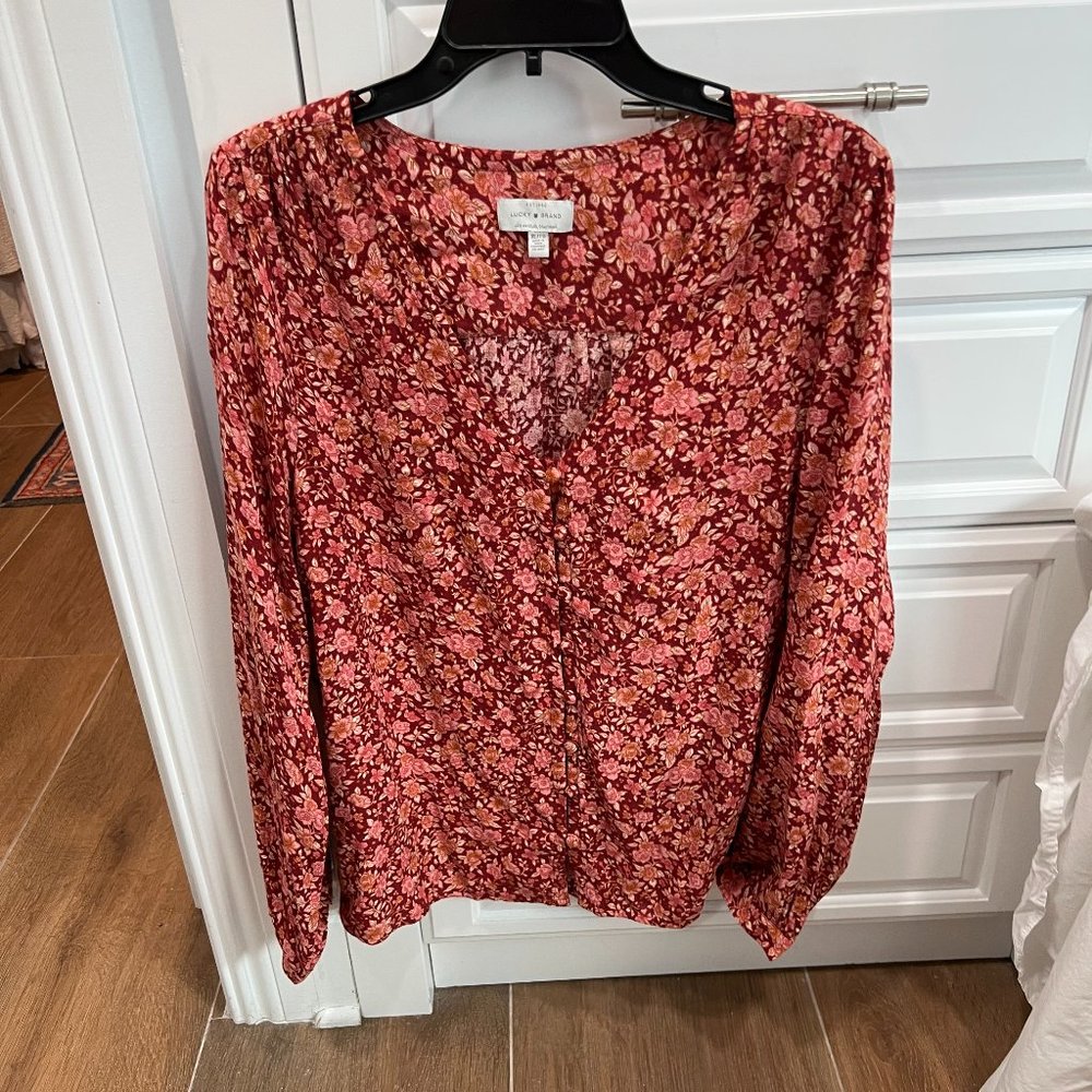 Floral Button front blouse